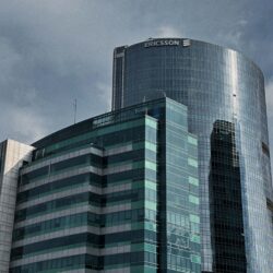 modern-office-glass-facade-fauzan-bialine